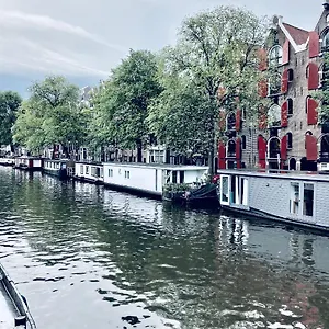 Bed & Breakfast Houseboat Bonnie Amsterdam
